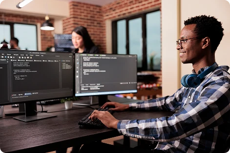 Desenvolvedor trabalhando